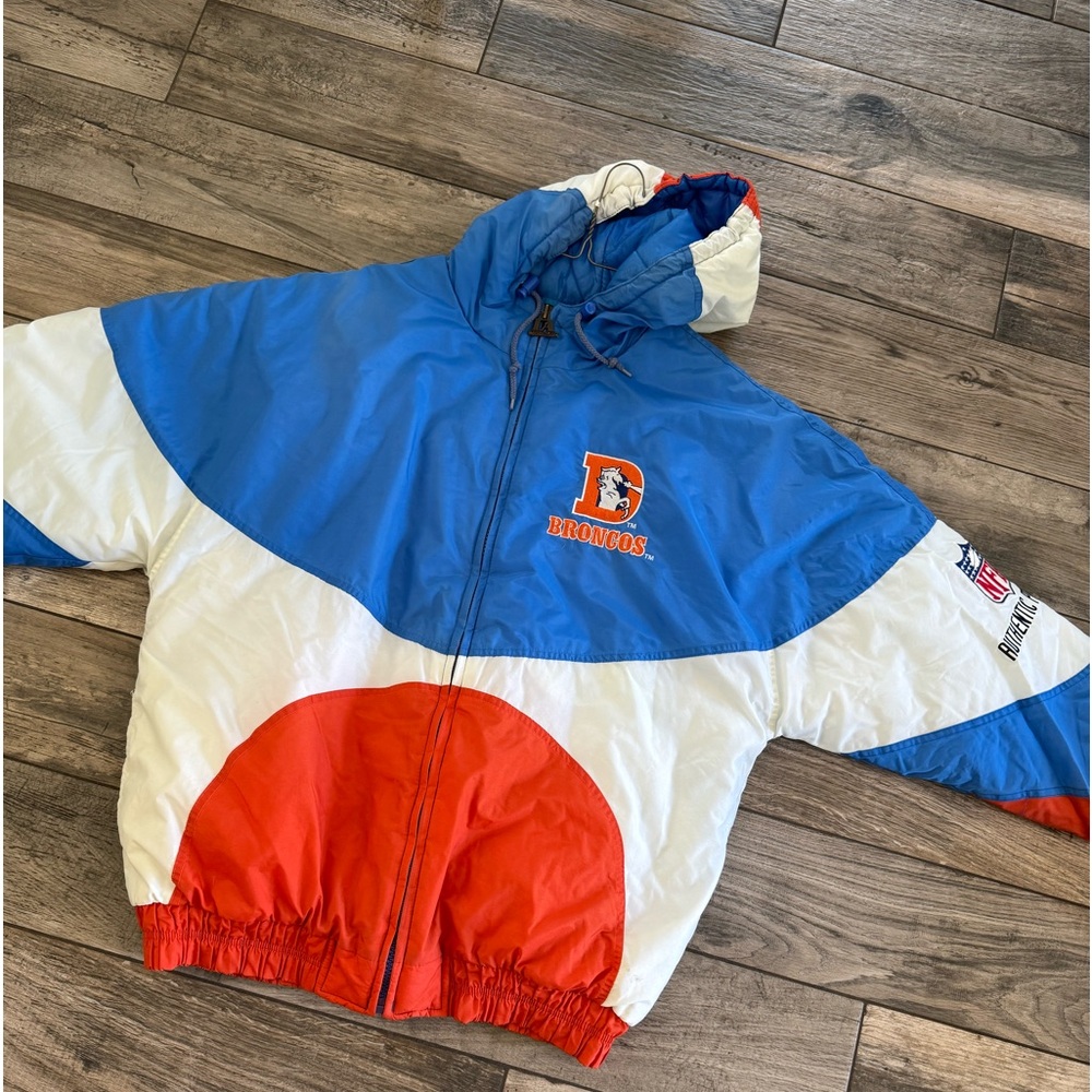 VTG Denver Broncos Pro Line Logo Athletic jacket